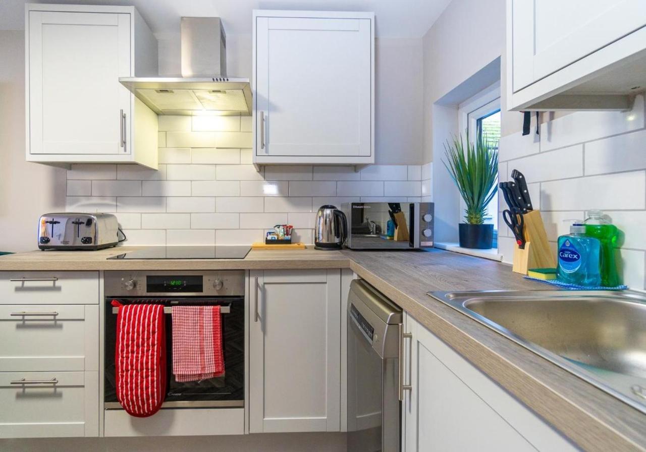 Station Lodge By My Getaways Brighton Екстериор снимка